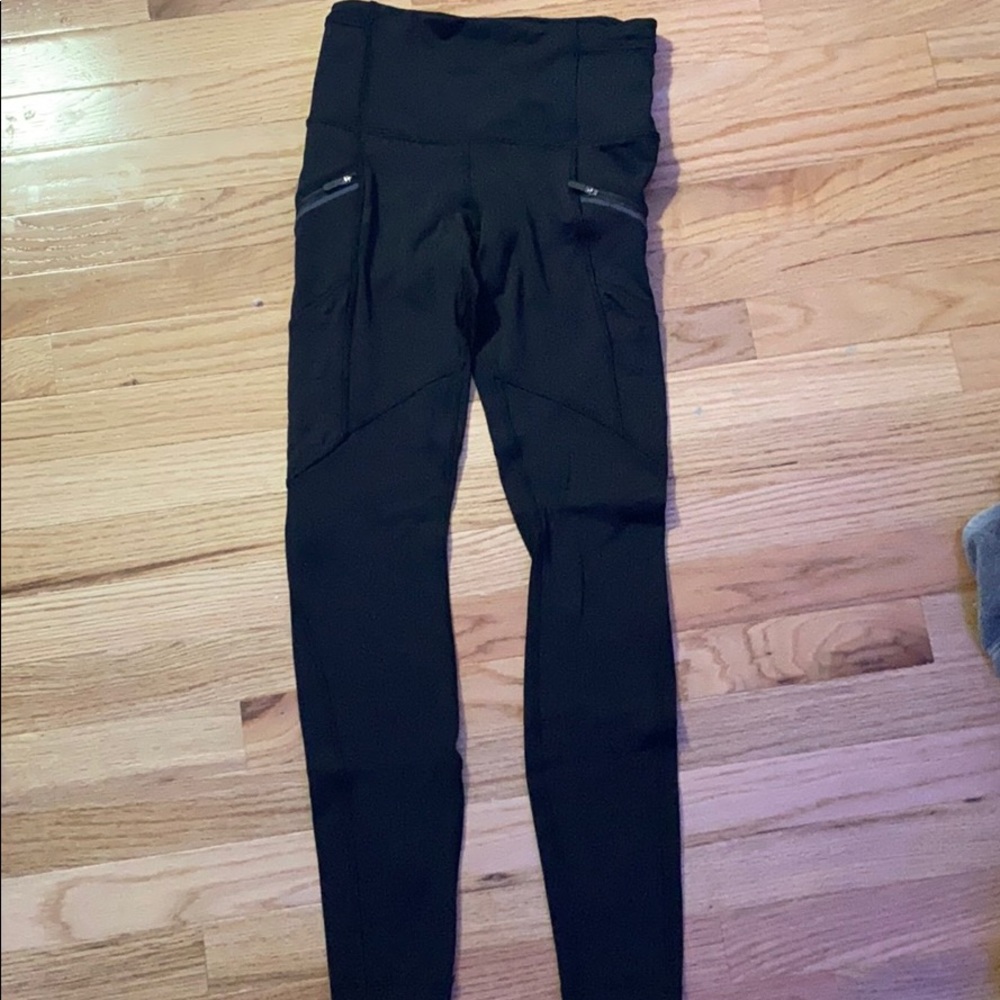Lululemon Athletica leggings size 4